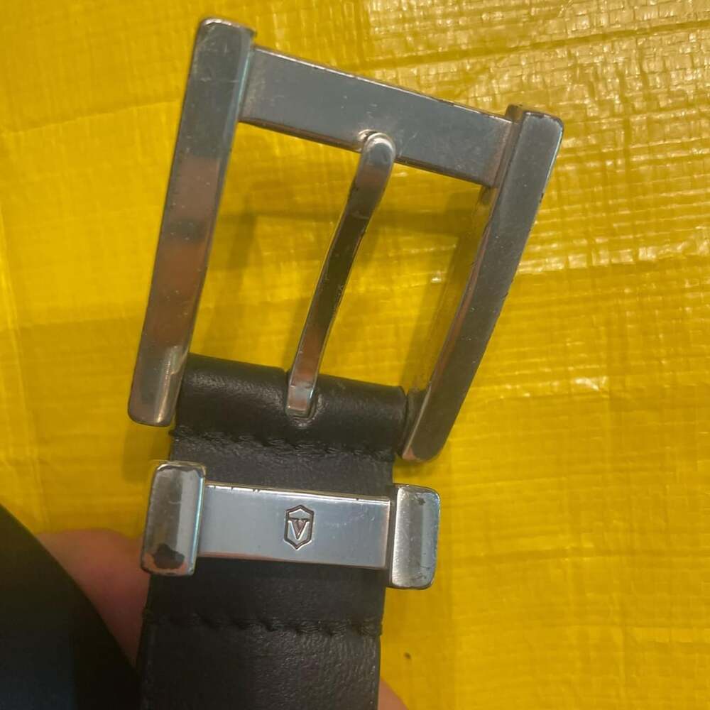 Villager Liz Claiborne Black Leather Belt with Silver Buckle